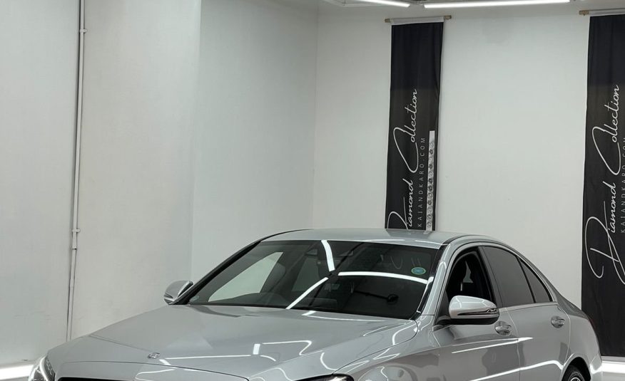 Mercedes C200